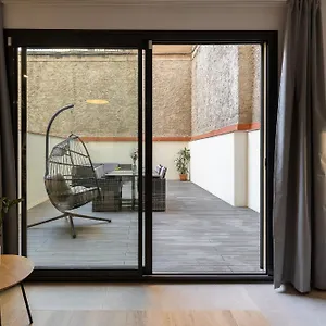 https://angla-boutique-apartments-consell-de-cent.topbarcelonahotels.com
